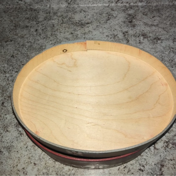 VTG Shabby Chic CHEESE BOX Folk Art Angel Roses Hand Painted Farmhouse Wood Oval - Picture 6 of 11